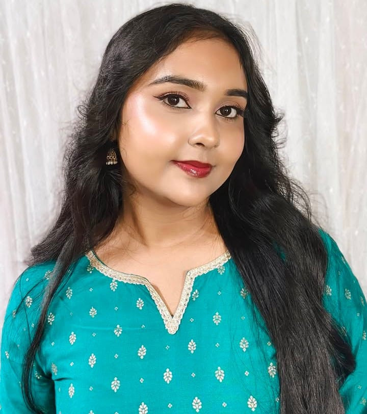 দুই মহিলা বস আমার